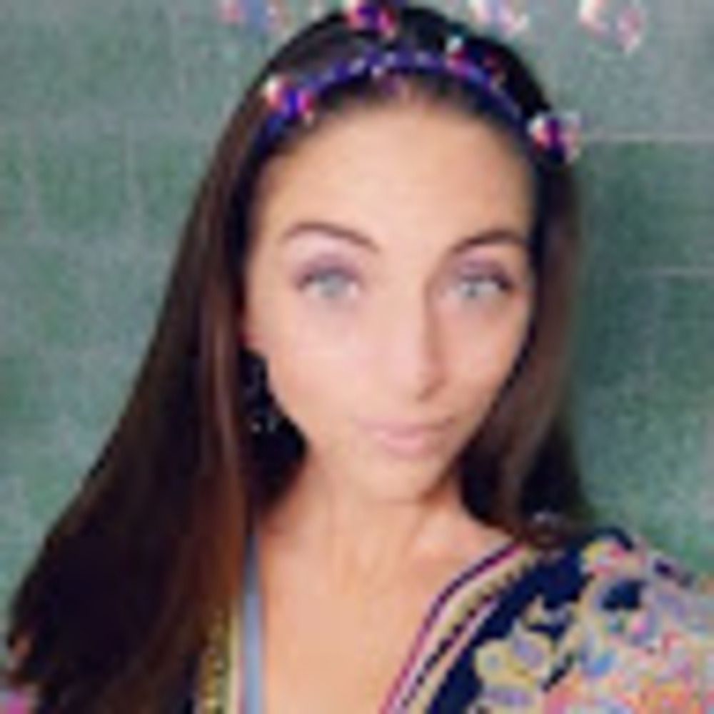 Meet your Posher, Dreama